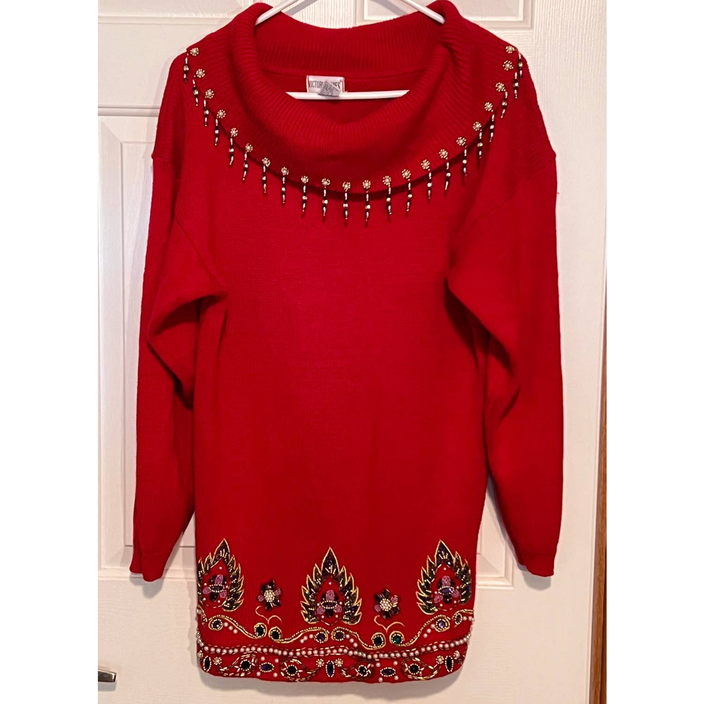 Victoria Jones Woman's Red‎ Embellished Sweater Size M 28" Long x 20" Pit to Pit